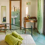 La Giara Bed & Breakfast 4*