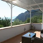 Bed & Breakfast La Giara 4*