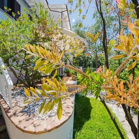 La Giara Bed & Breakfast 4*