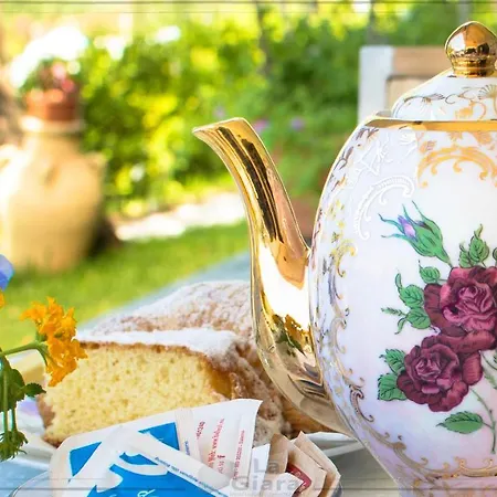 Bed & Breakfast La Giara 4*