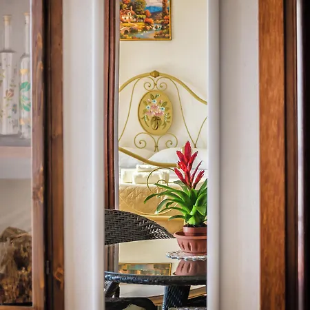 La Giara Bed & Breakfast 4*