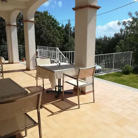 Bed & Breakfast La Giara 4*