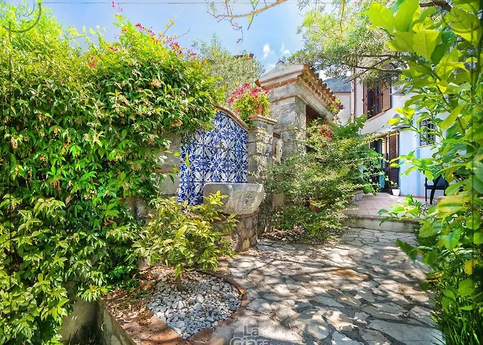 Bed & Breakfast La Giara 4*