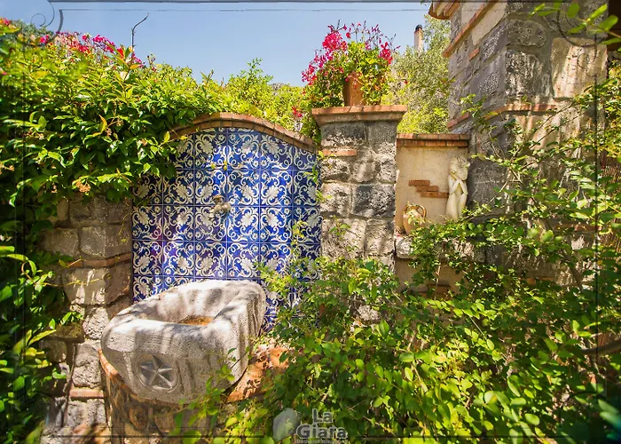 Bed & Breakfast La Giara 4*